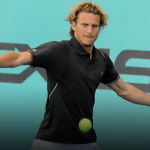 Former Manchester United striker Diego Forlán to make pro tennis debut